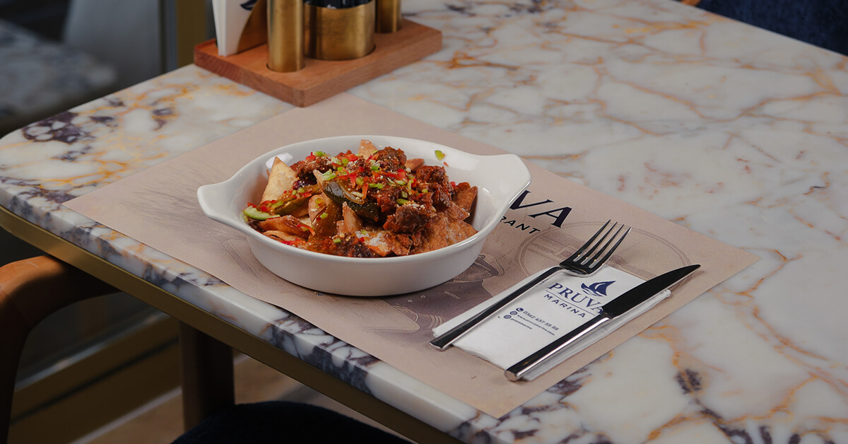 Biftekli Nachos